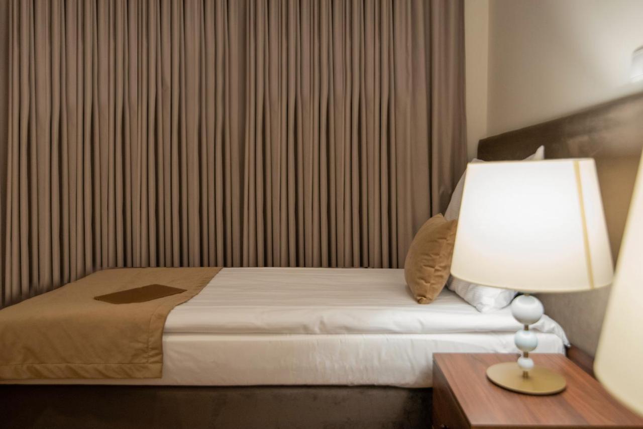 W Sercu Krakowa Aparthotel Экстерьер фото